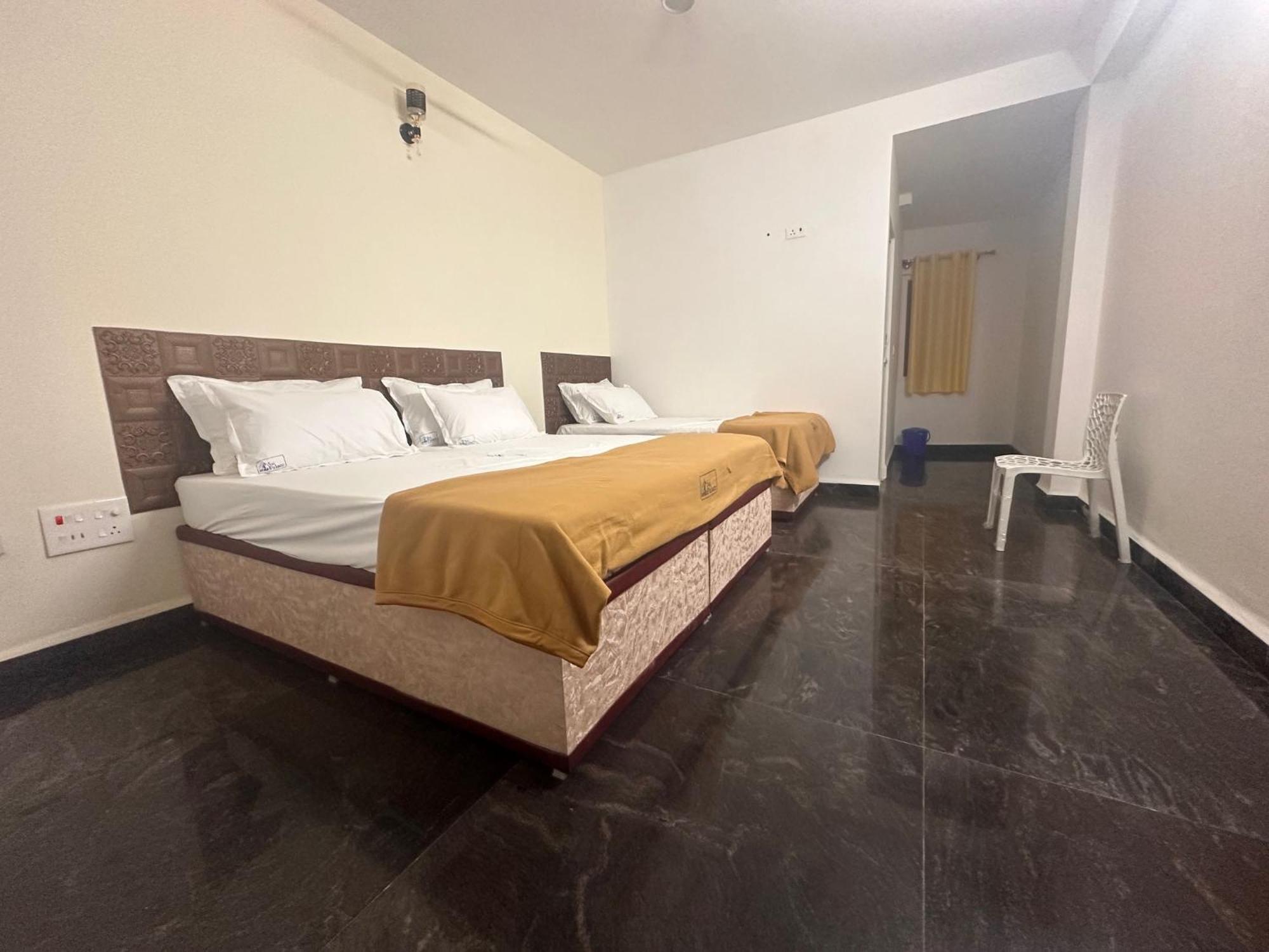 Mps Sai Palace Tiruvannāmalai Екстериор снимка
